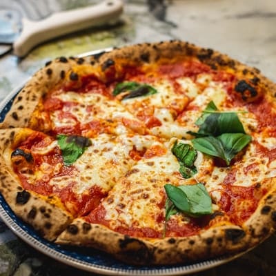 Nos pizze au feu de bois